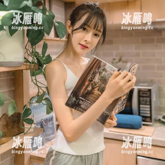 王羽杉的脚丫子——这种裸足拍出来也太过分了吧，快来看看这经典图片！