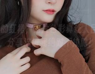 白银81的红裙，图片色彩真让人目不转睛，分享这波我绝对不拉胯！