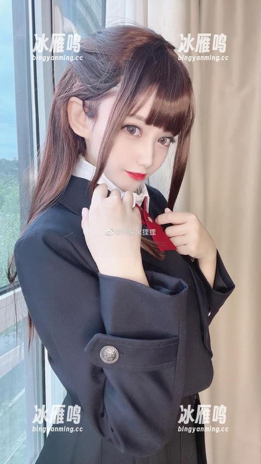 一套校服，很多种可能！神探火狸狸写真作品深藏的奇思妙想。