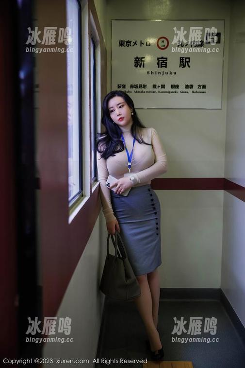 秀人网 - 王馨瑶yanni的私拍图集，谁说甜心不能撒娇？