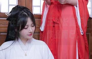 秀人网 - 在邹晶晶女王的长腿下，定制了啥呢？哦，作品而已。