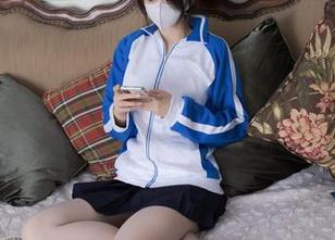 紧急企划 - 小恩的写真，学姐本色出镜，偶尔眼角一抹痴迷。
