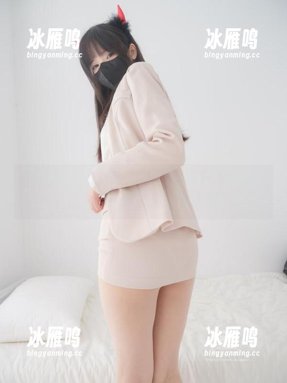 紧急企划 - 狂欢吧！林书辞夏日原图福利，这姿势…我去太现实了吧！