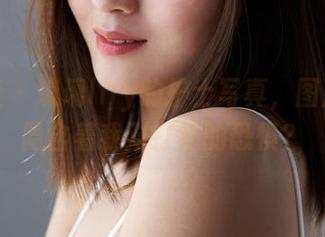 蜜桃社 - 琉璃lily的护士写真，图片可能隐含着我对打针的恐惧？