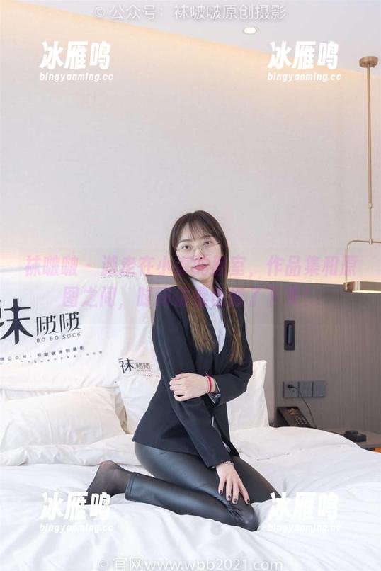 袜啵啵 - 游走在小淳的教室，作品集和原图之间，时间仿佛也慢了下来！