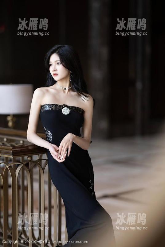 语画界 - 说实话，允儿Claire的“御姐”原图，心动得下载一下吧？