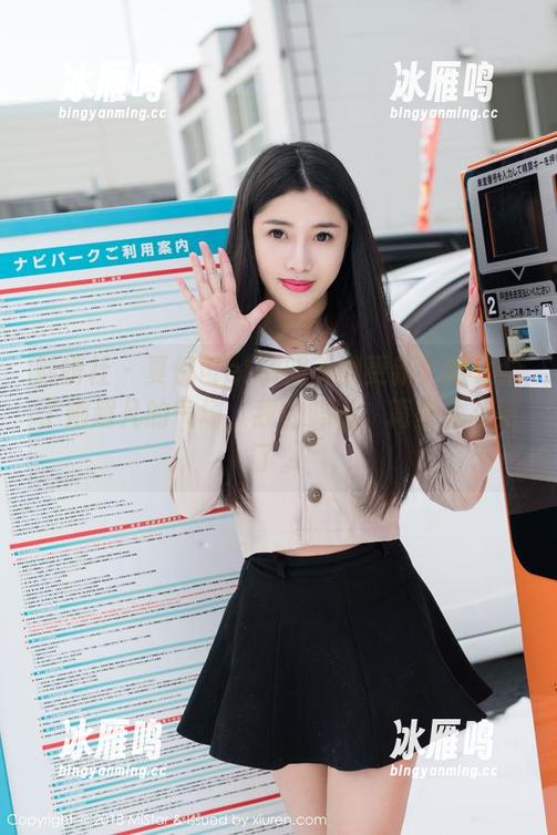 魅妍社 - 夏倪可ella的美图更新？眼镜给了她超凡的气场，我的妈呀，简直太有范了。